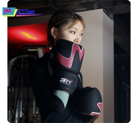BN Classic-01 New Model Boxing Gloves ( Găng tay BN  C-001 ) Đỏ